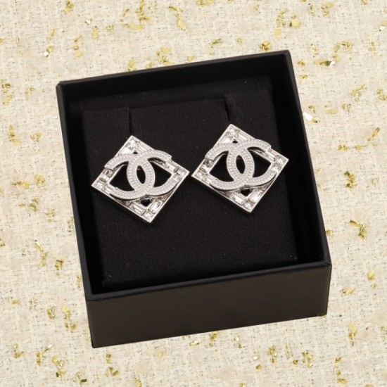 The key to fashion style Earrings 2023SS CHANEL CHANEL The key to fashion style Earrings 2023SS CHANEL CHANEL